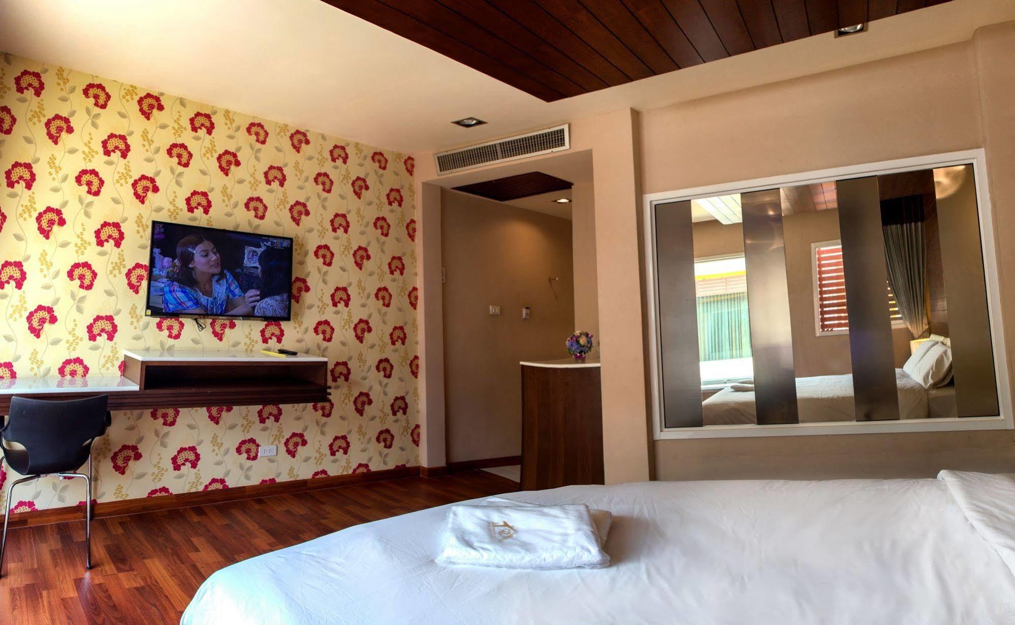 The Ring Hotel Hat Yai Εξωτερικό φωτογραφία