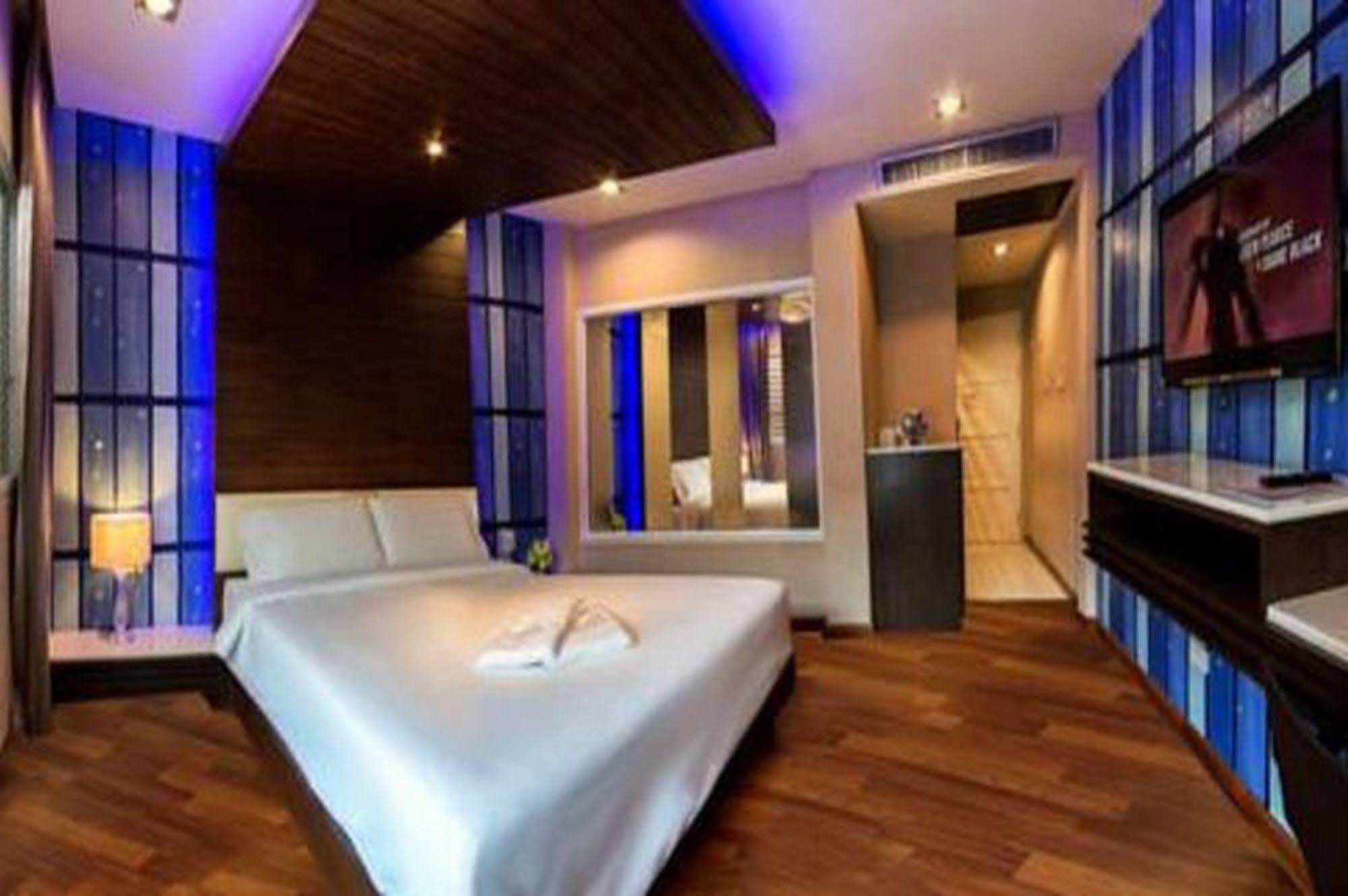 The Ring Hotel Hat Yai Εξωτερικό φωτογραφία