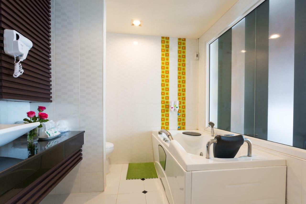 The Ring Hotel Hat Yai Εξωτερικό φωτογραφία